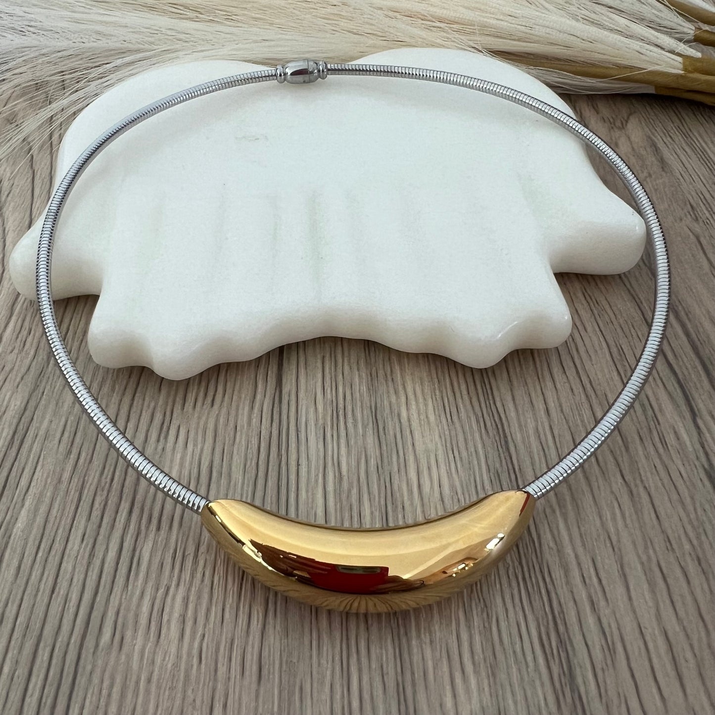 Imán Necklace