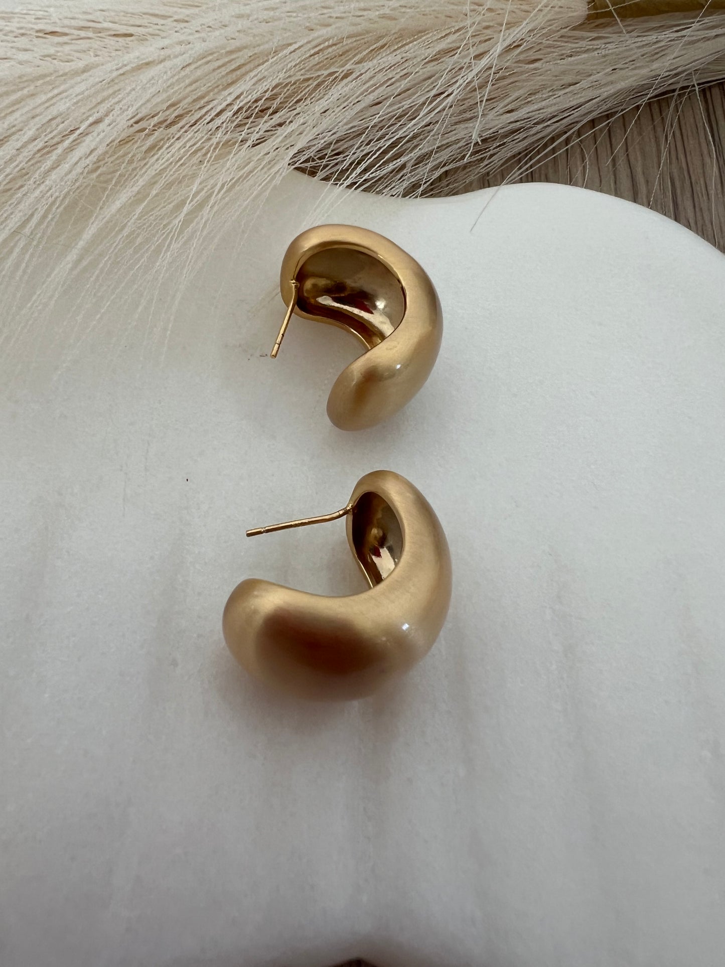 Agatha Brushed Gold Earrings