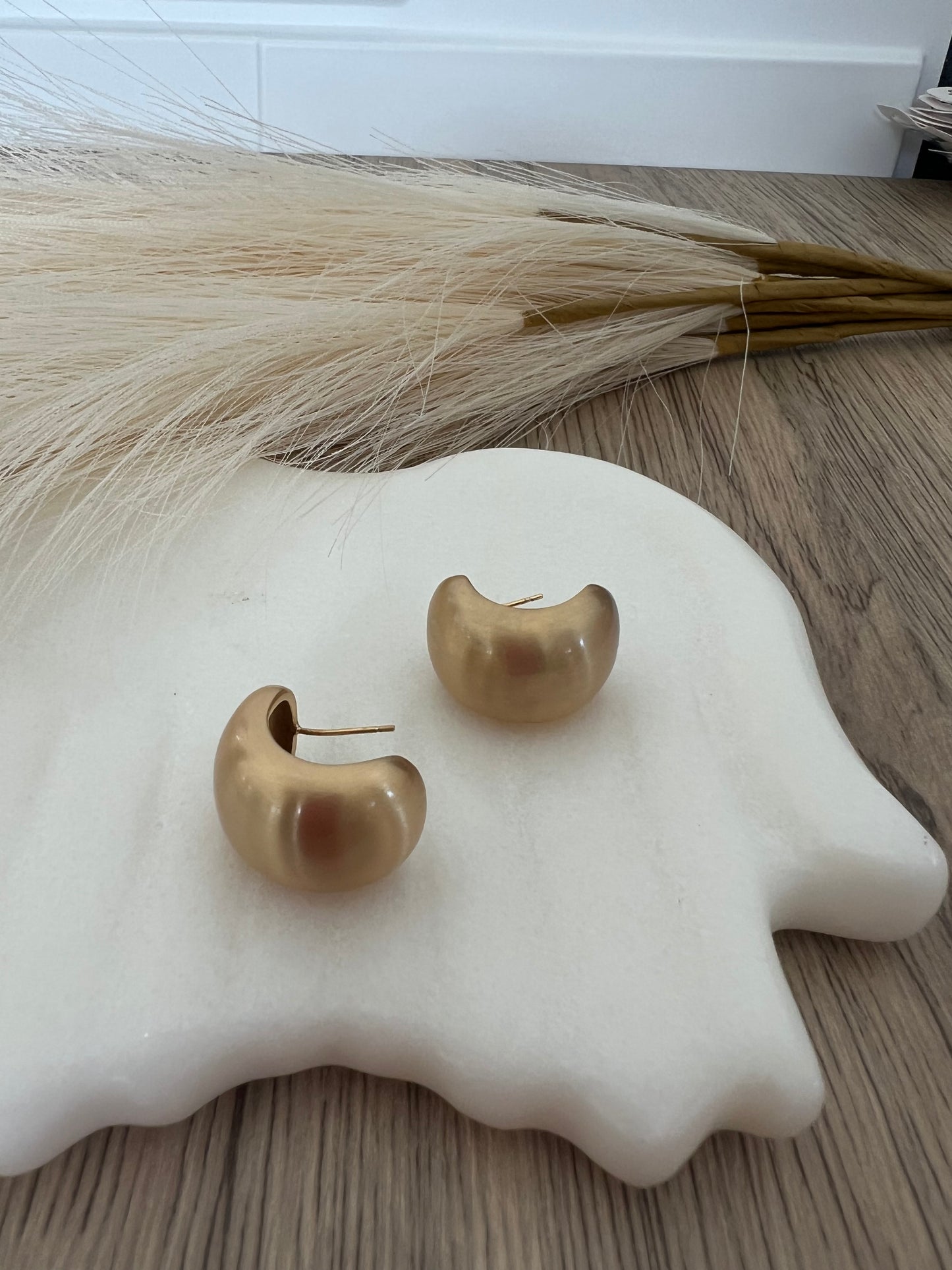 Agatha Brushed Gold Earrings