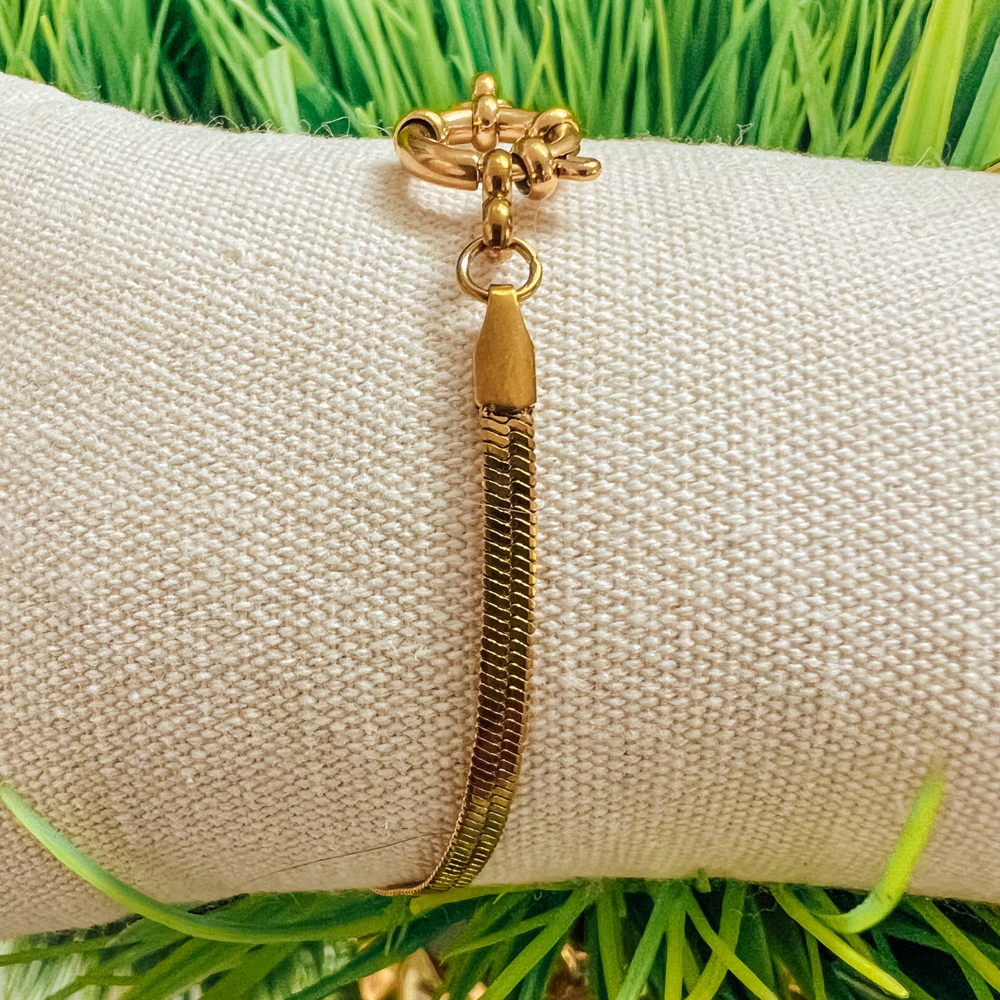18k Gold Bracelet for Charms