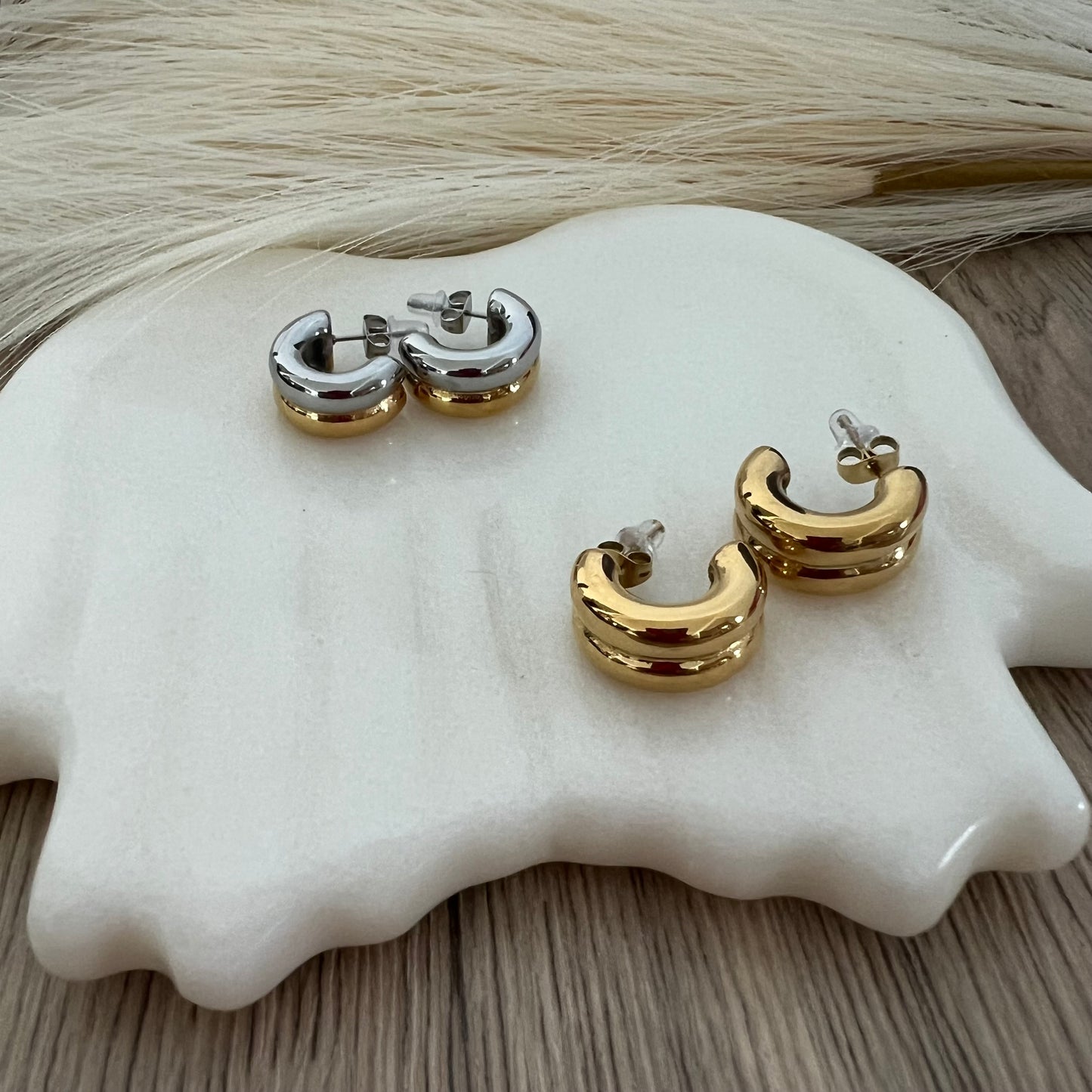 Imán Earrings