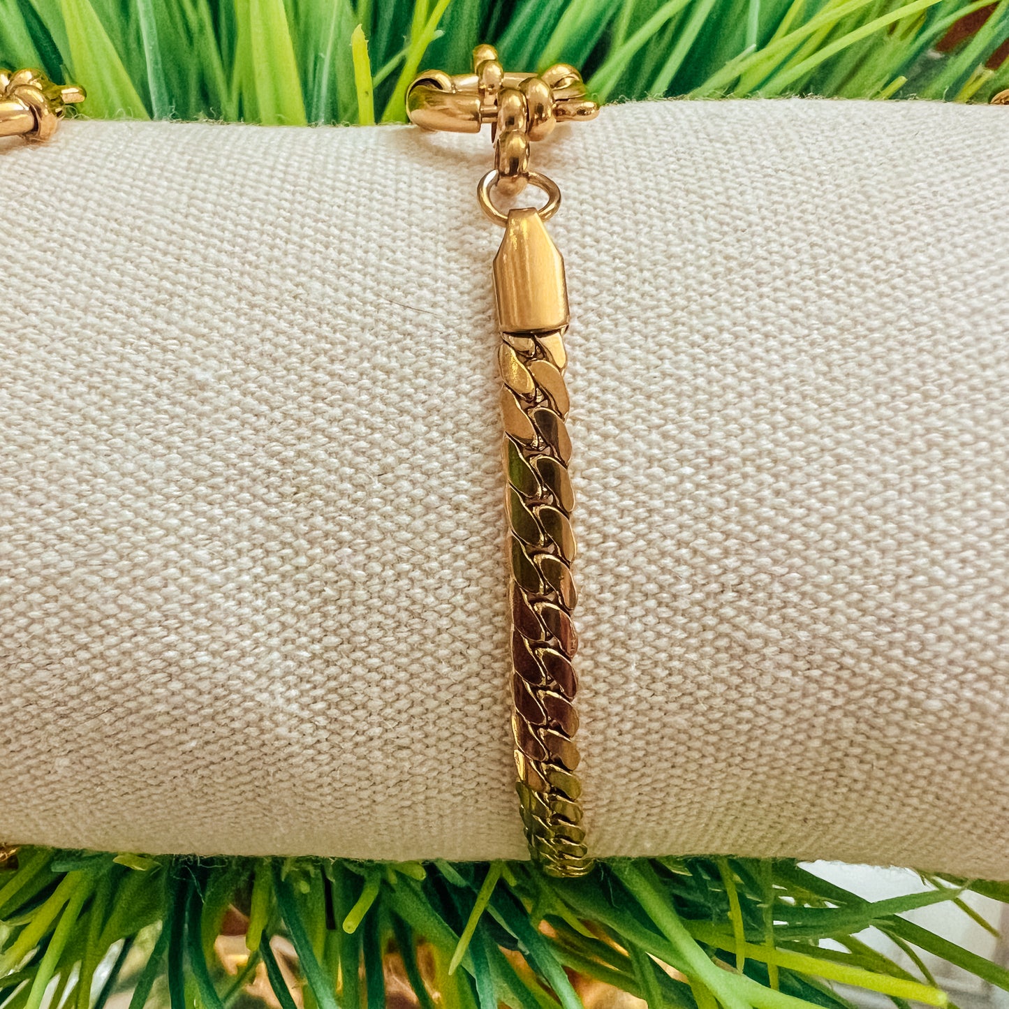 18k Gold Bracelet for Charms