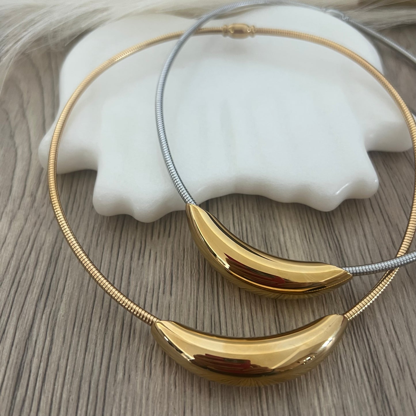 Imán Necklace