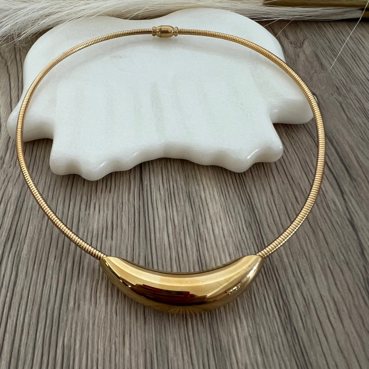 Imán Necklace